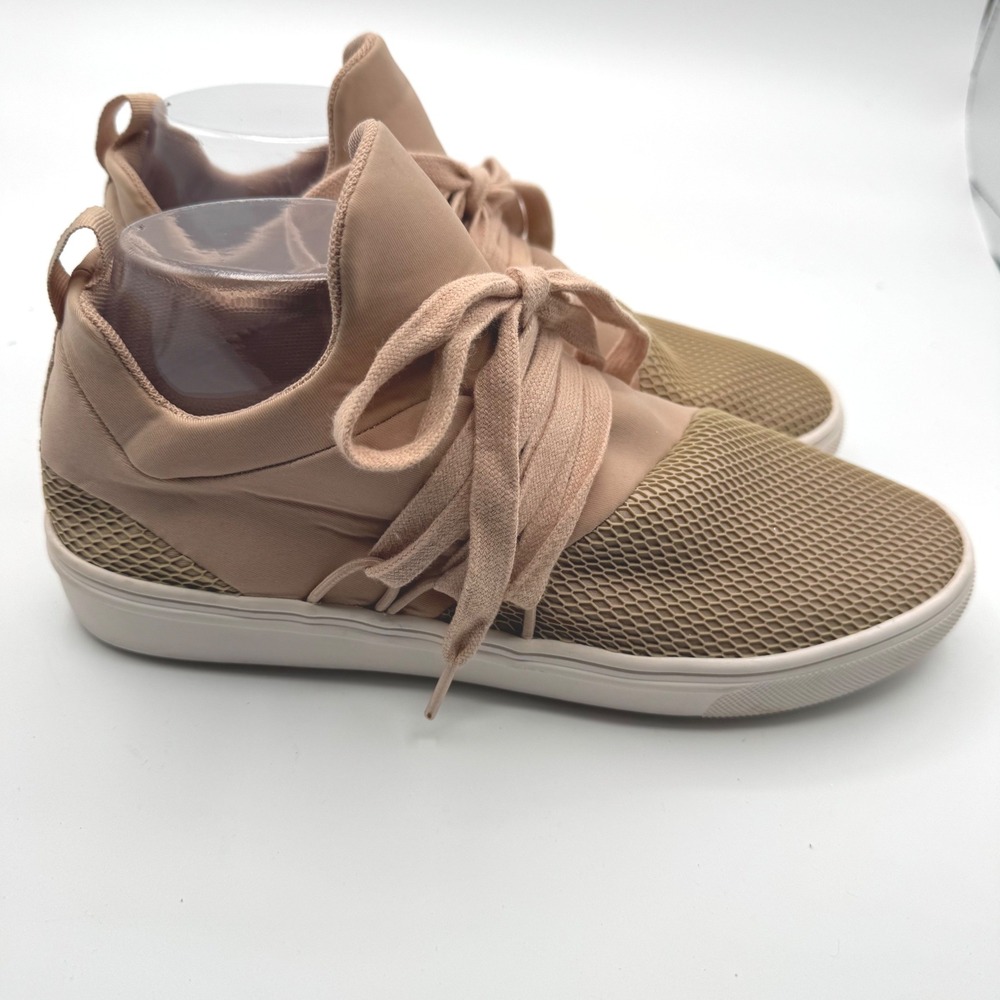 Steve Madden Blush pink Mesh Lace Up Low Top Sneakers Womens Size 8.5